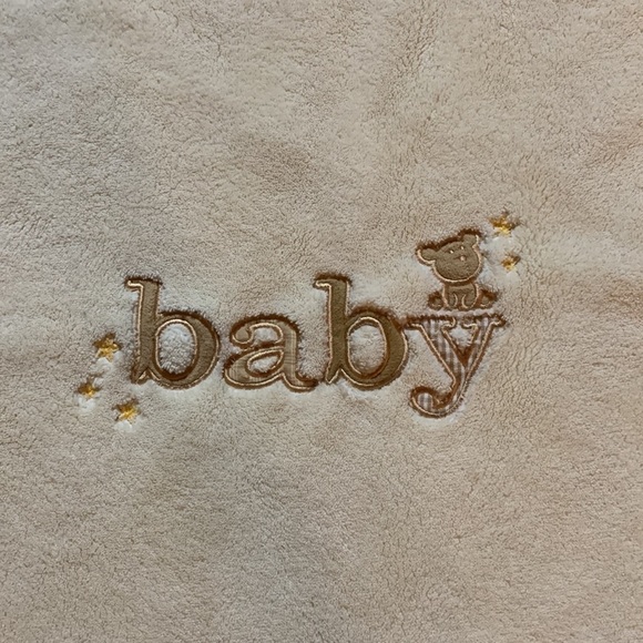 Carter’s Softest Baby Blanket 30 X 39 inches one small spot should wash out - Picture 2 of 6